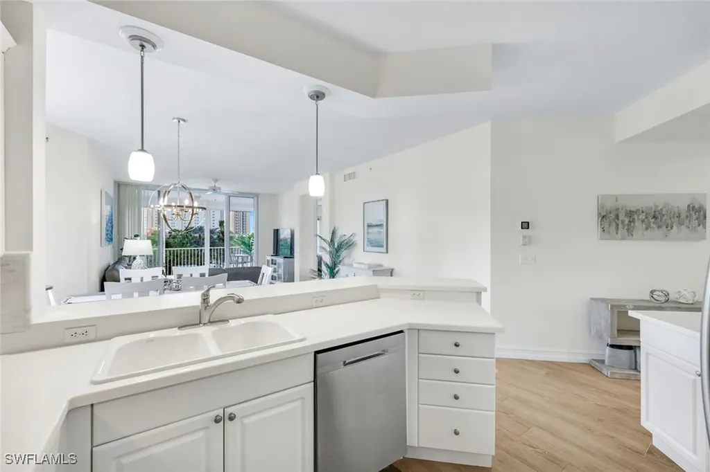 400 Flagship Drive Naples FL 34108