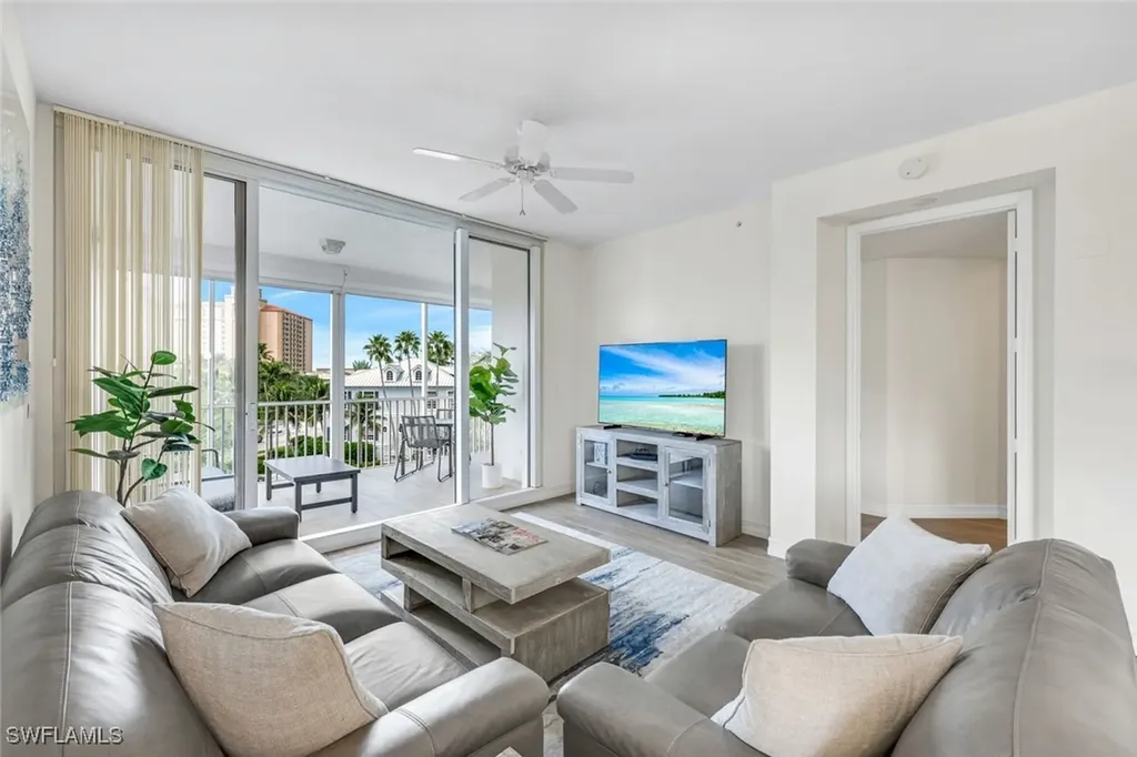 400 Flagship Drive Naples FL 34108