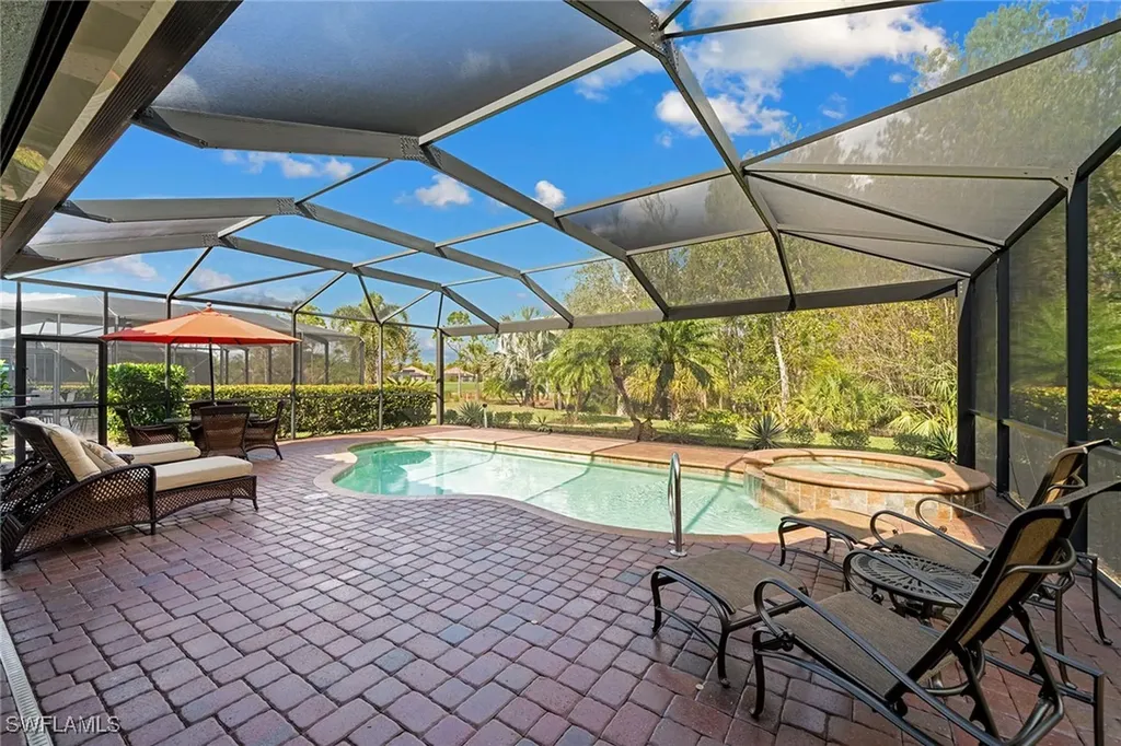 12614 Fenhurst Way Naples FL 34120