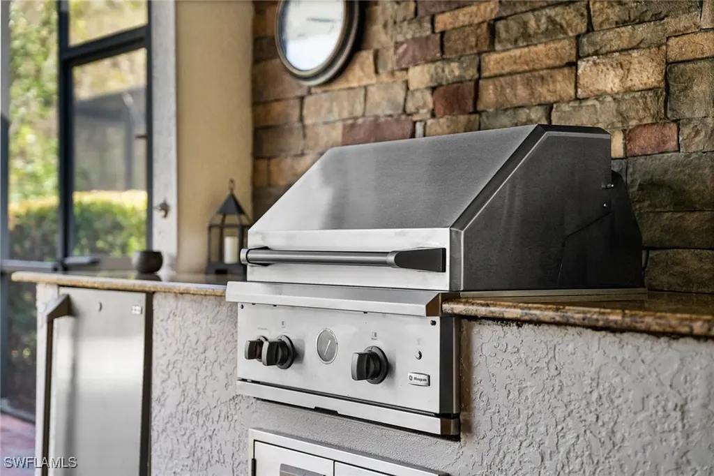 12614 Fenhurst Way Naples FL 34120