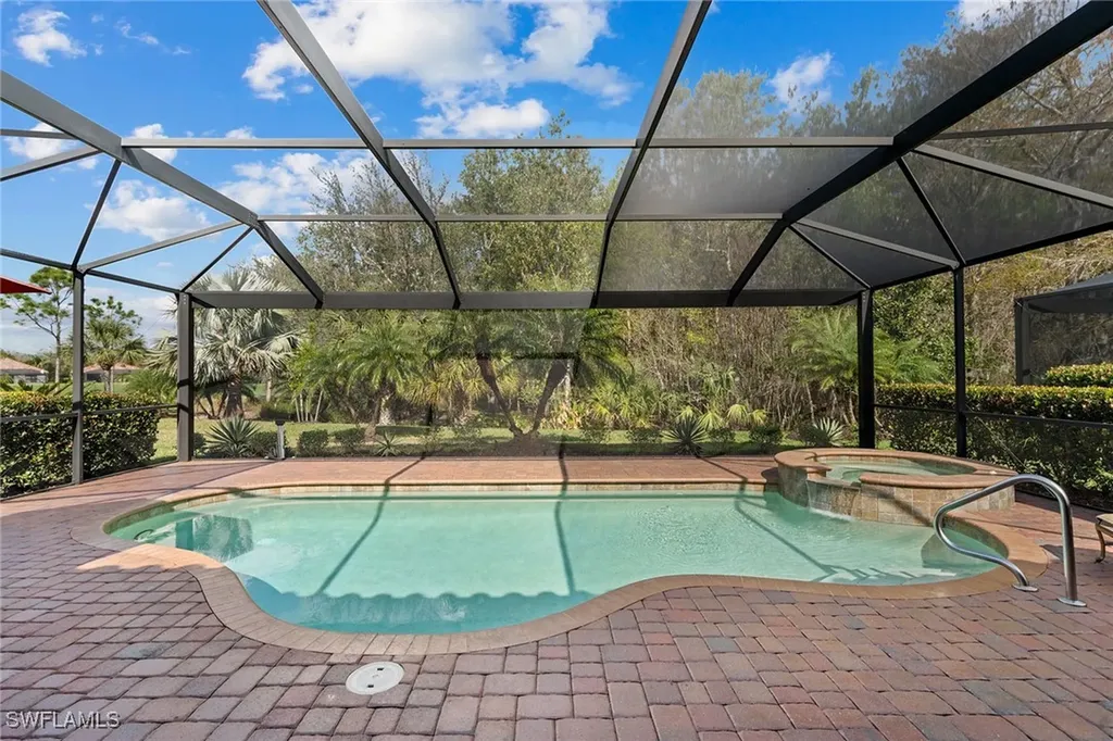 12614 Fenhurst Way Naples FL 34120