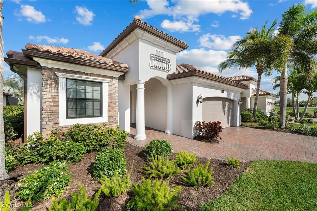 12614 Fenhurst Way Naples FL 34120