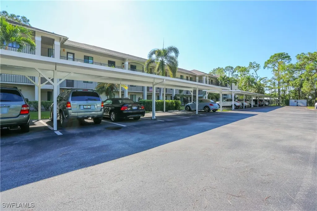 5733 Deauville Circle Naples FL 34112
