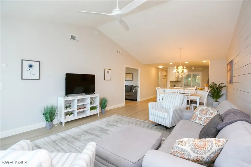 5733 Deauville Circle Naples FL 34112