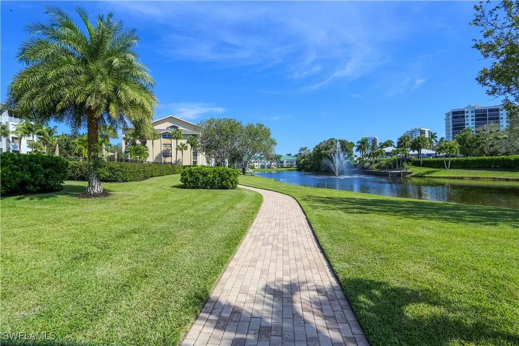 360 Horse Creek Drive Naples FL 34110