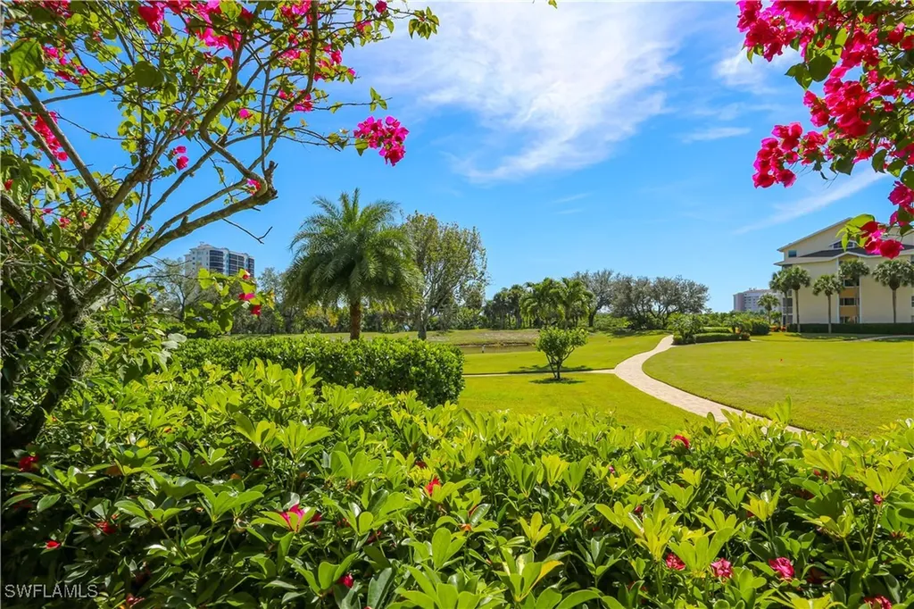 360 Horse Creek Drive Naples FL 34110