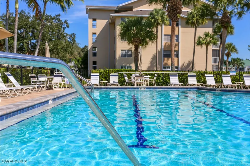 360 Horse Creek Drive Naples FL 34110