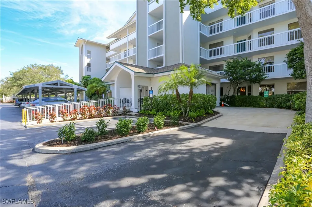 360 Horse Creek Drive Naples FL 34110