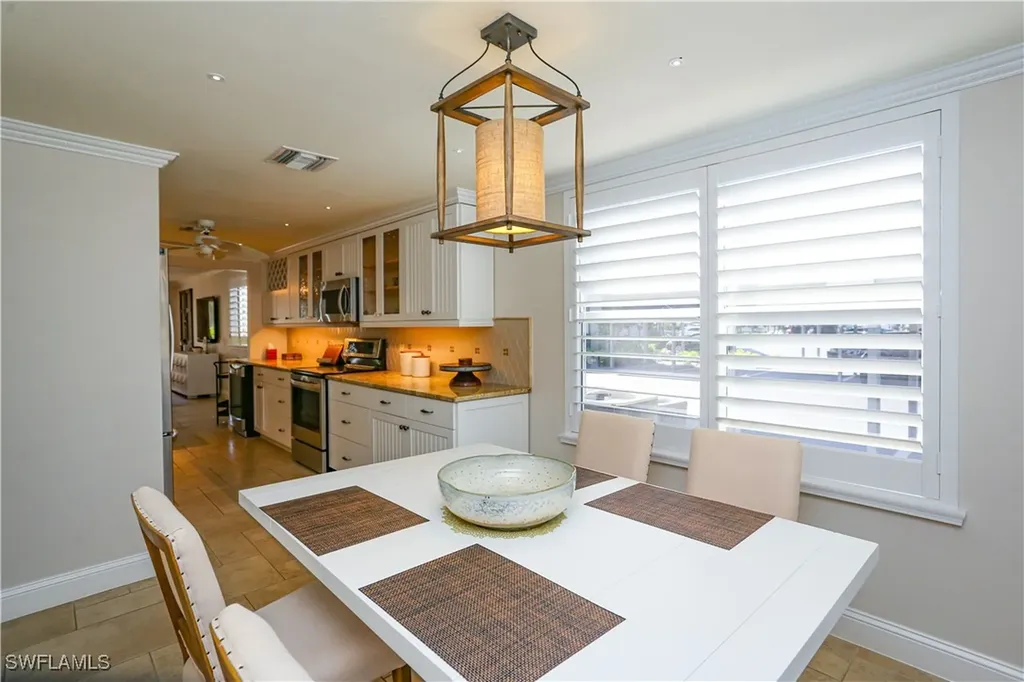 360 Horse Creek Drive Naples FL 34110