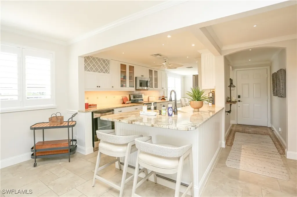 360 Horse Creek Drive Naples FL 34110