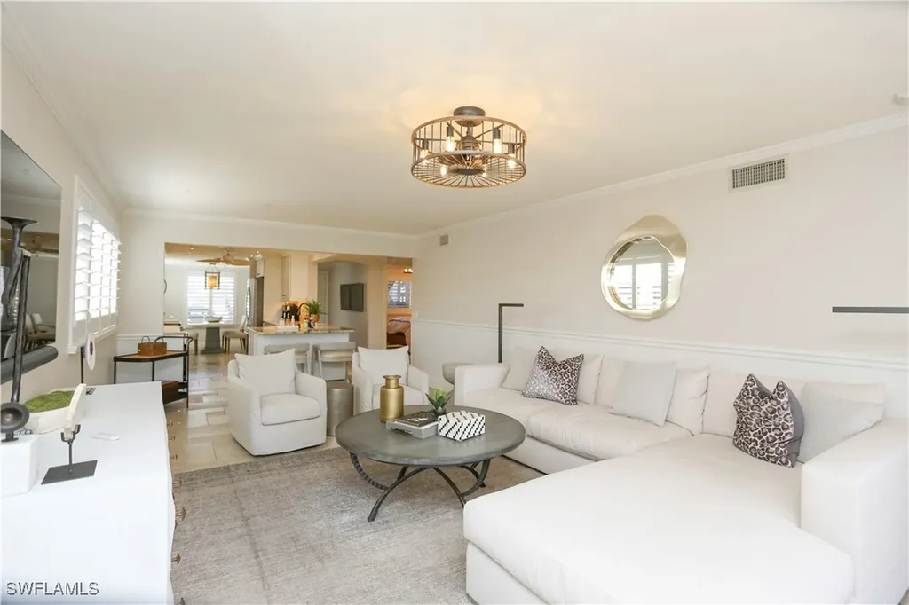 360 Horse Creek Drive Naples FL 34110