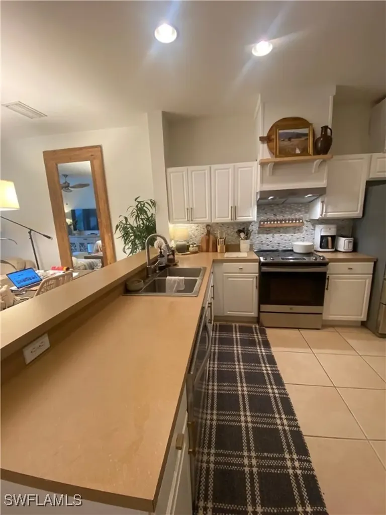 768 Hampton Circle Naples FL 34105