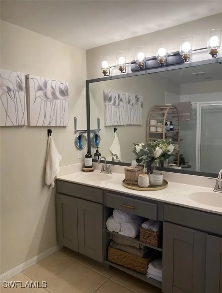 768 Hampton Circle Naples FL 34105