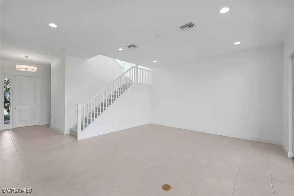 20703 Fair Oak Lane Estero FL 33928