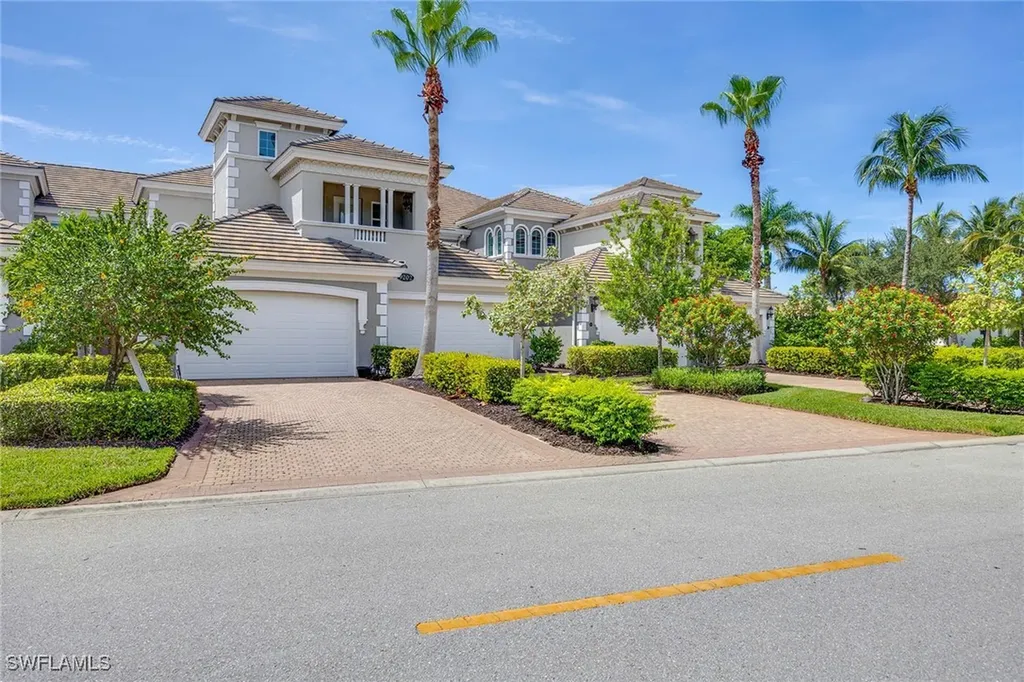 9202 Museo Circle Naples FL 34114