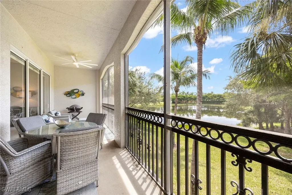 9202 Museo Circle Naples FL 34114