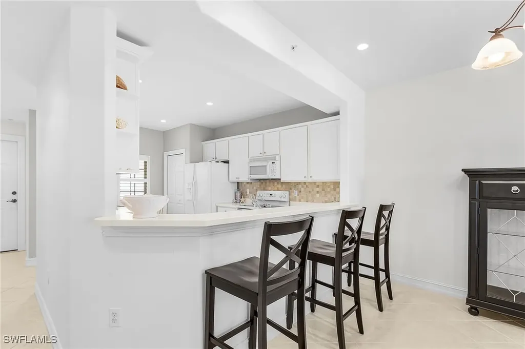 9113 Michael Circle Naples FL 34113