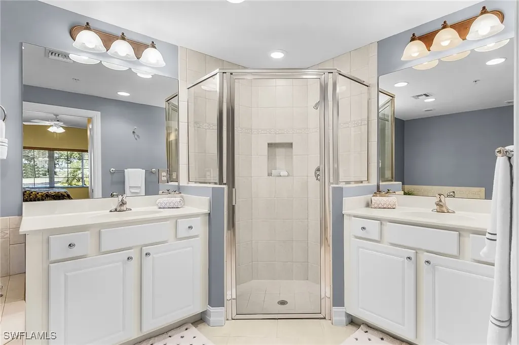 9113 Michael Circle Naples FL 34113