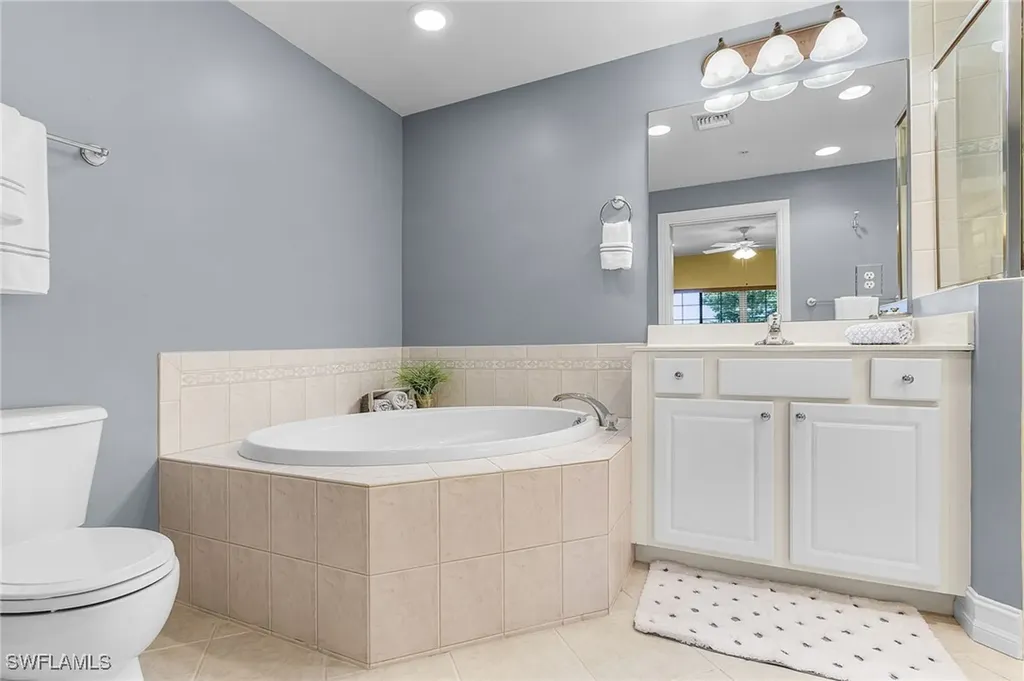 9113 Michael Circle Naples FL 34113