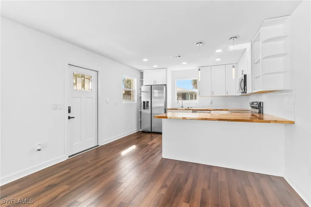 126 Andre Mar Drive Fort Myers Beach FL 33931