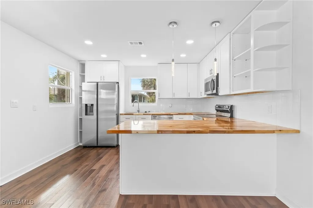 126 Andre Mar Drive Fort Myers Beach FL 33931