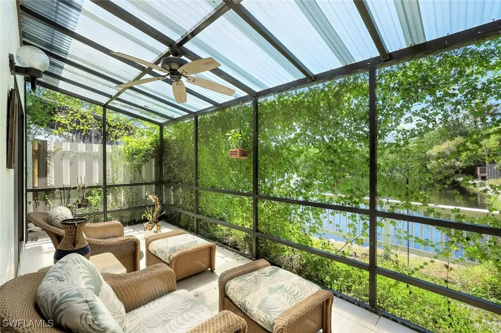 823 Meadowland Drive Naples FL 34108
