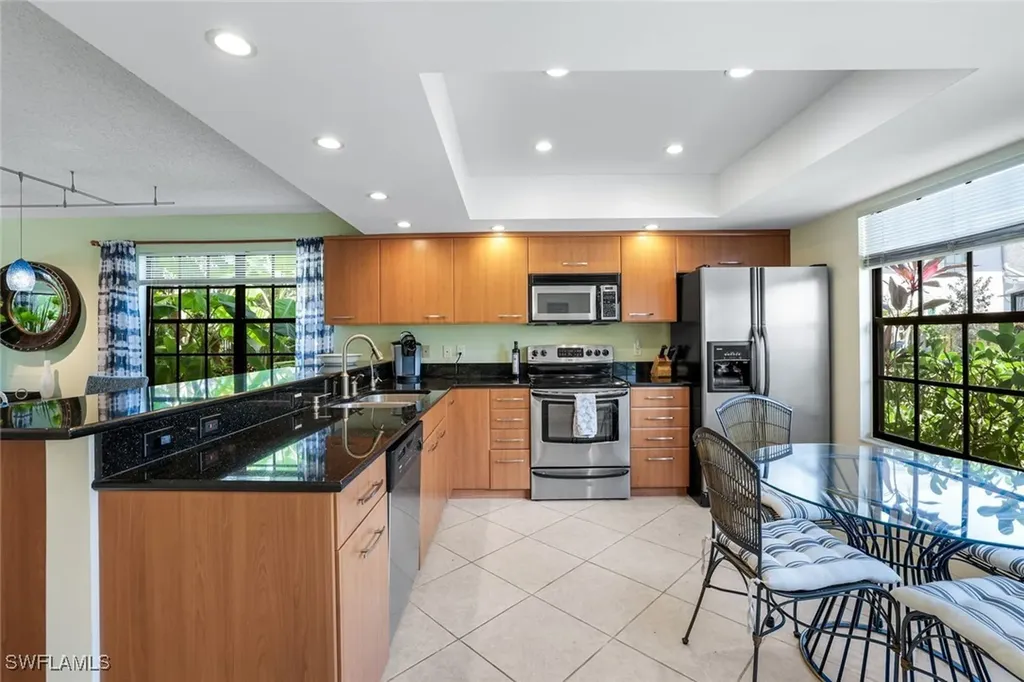 823 Meadowland Drive Naples FL 34108