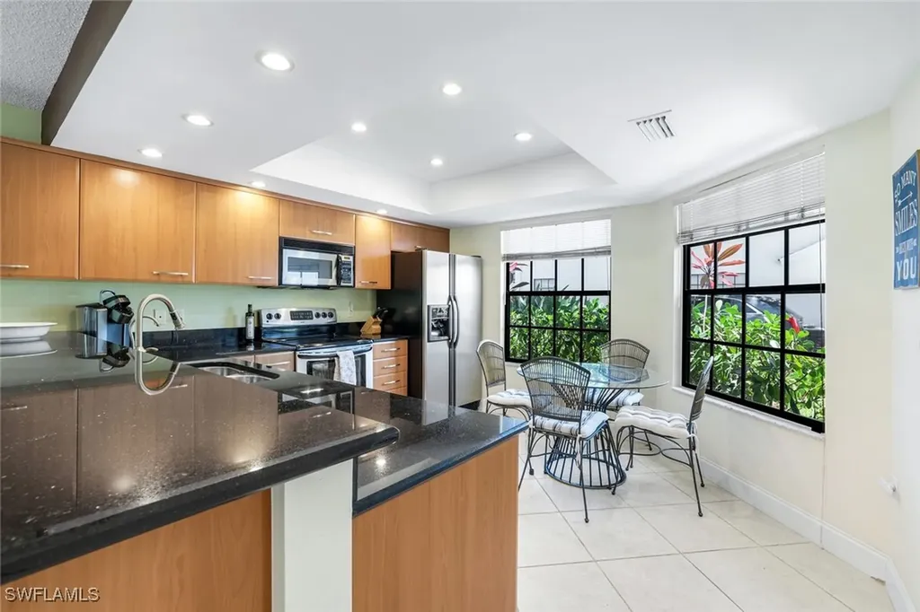 823 Meadowland Drive Naples FL 34108