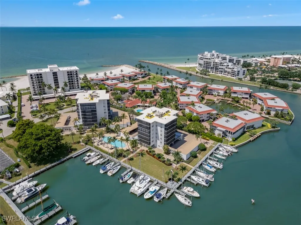 2170 Gulf Shore Boulevard N Naples FL 34102