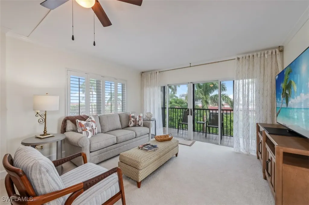 2170 Gulf Shore Boulevard N Naples FL 34102
