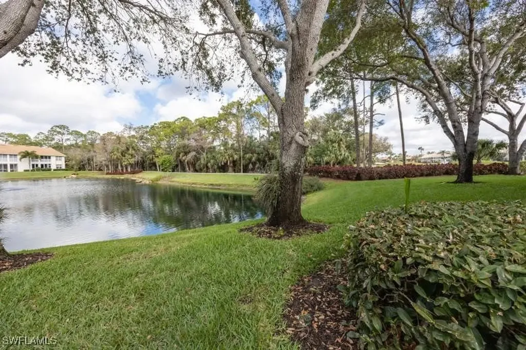 5644 Sandlewood Court Naples FL 34110