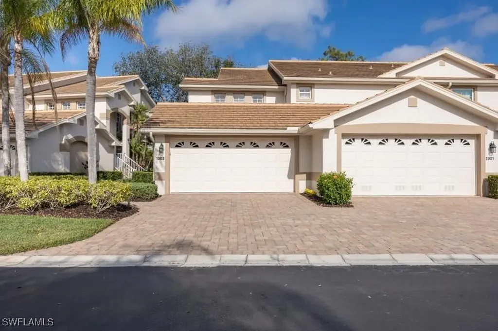 5644 Sandlewood Court Naples FL 34110