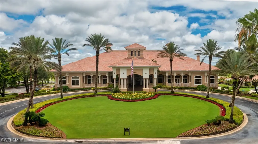 5644 Sandlewood Court Naples FL 34110