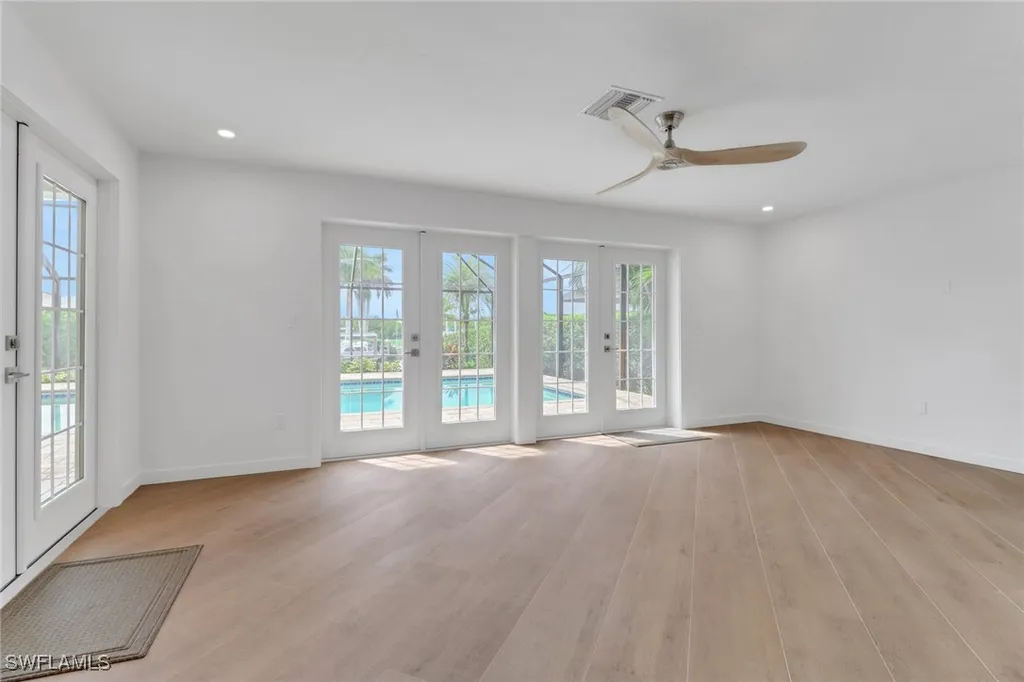 2105 Sheepshead Drive Naples FL 34102