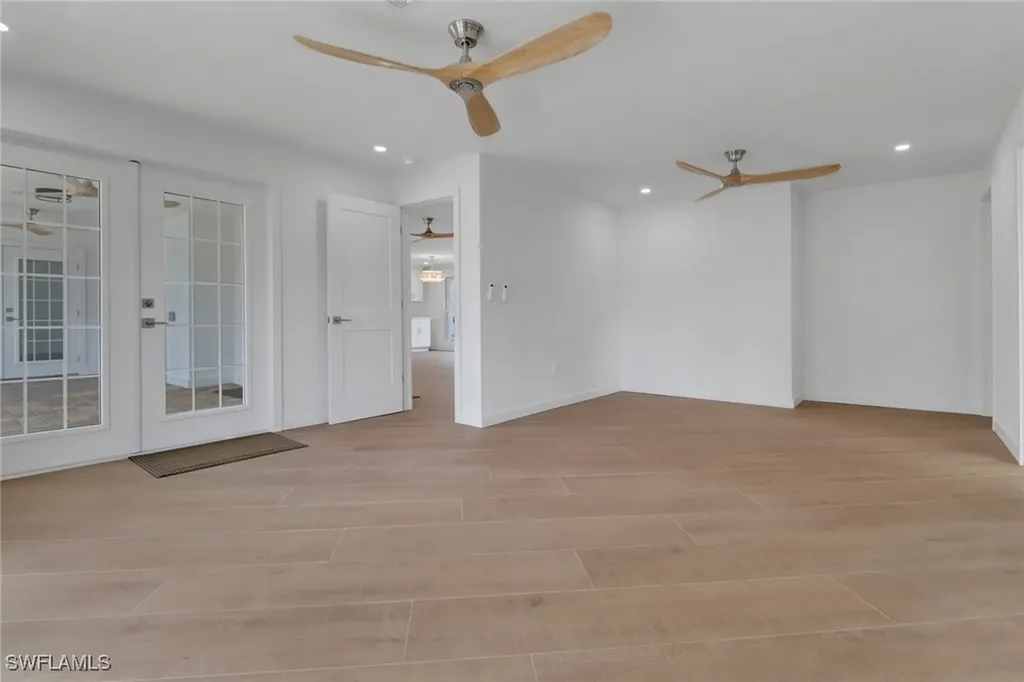 2105 Sheepshead Drive Naples FL 34102
