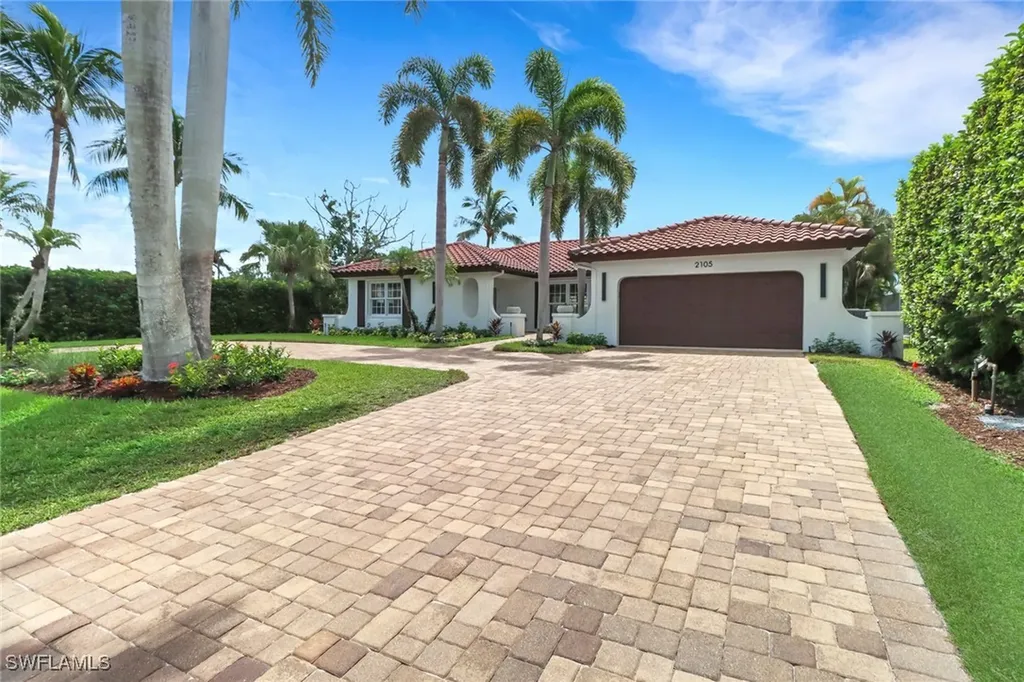 2105 Sheepshead Drive Naples FL 34102