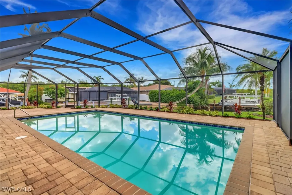 2105 Sheepshead Drive Naples FL 34102