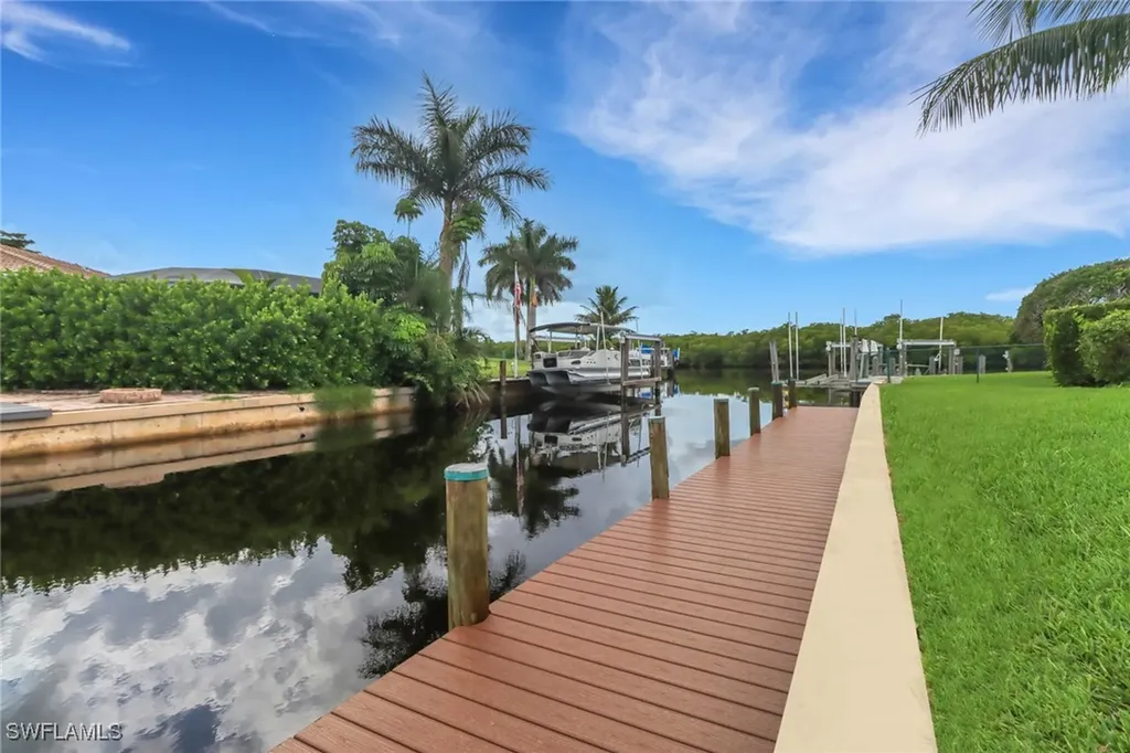 2105 Sheepshead Drive Naples FL 34102