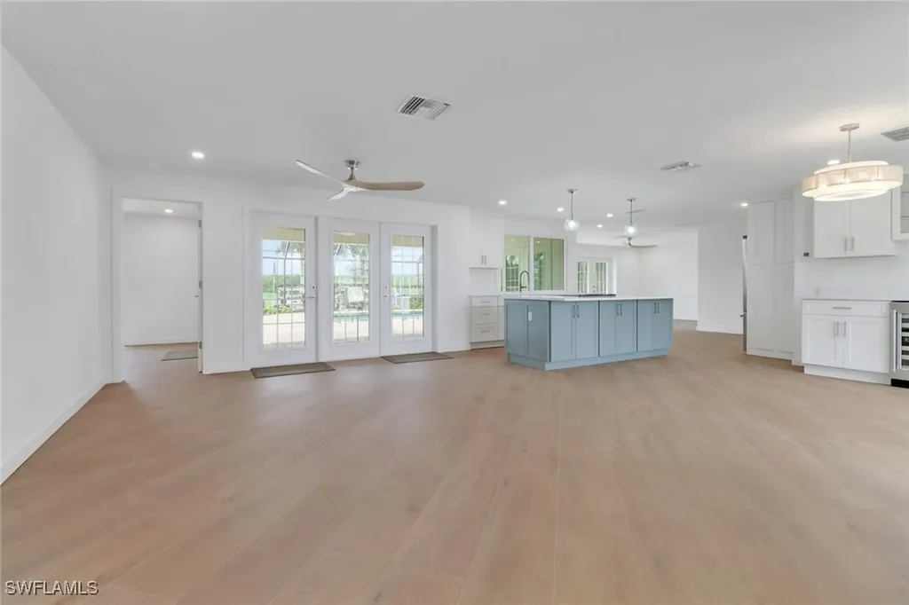 2105 Sheepshead Drive Naples FL 34102