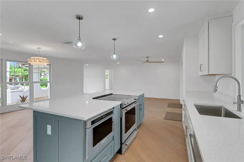 2105 Sheepshead Drive Naples FL 34102