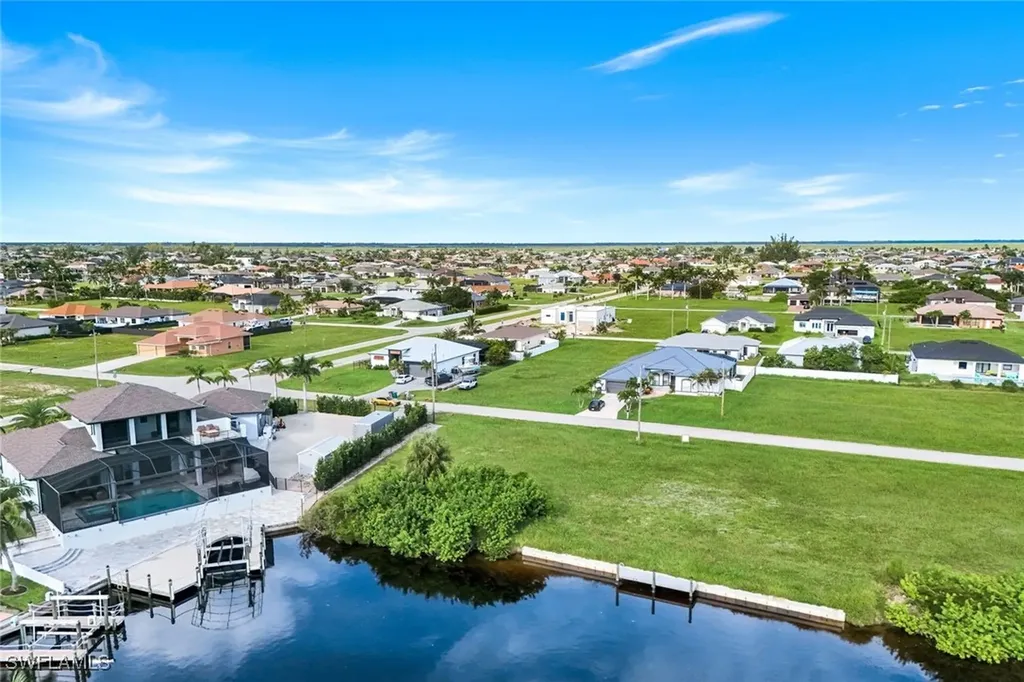 1207 NW 35th Avenue Cape Coral FL 33993