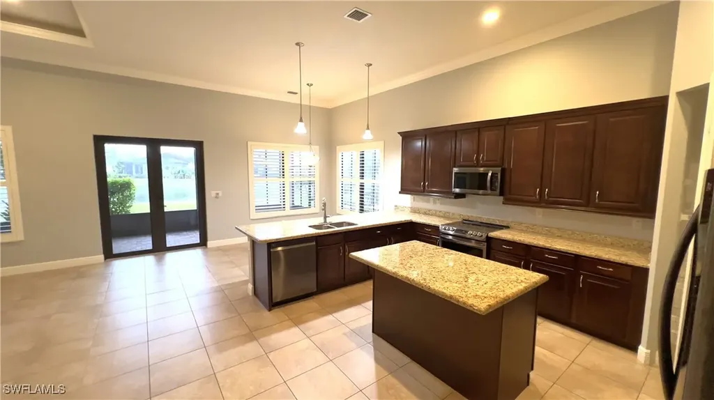 5254 Ferrari Avenue Immokalee FL 34142