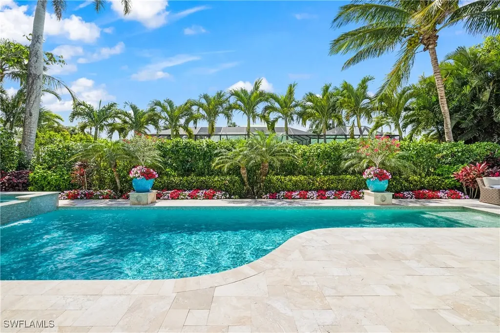 532 Pine Grove Lane Naples FL 34103