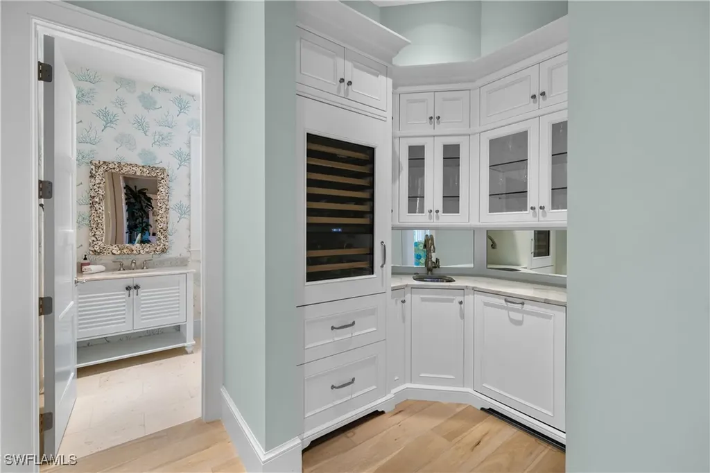 532 Pine Grove Lane Naples FL 34103