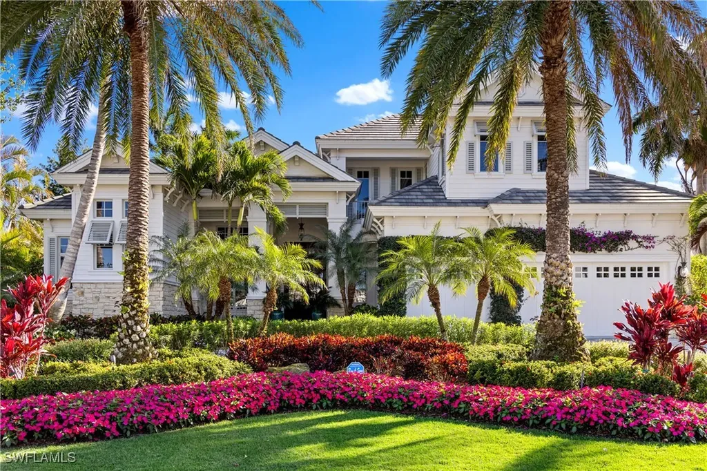 532 Pine Grove Lane Naples FL 34103