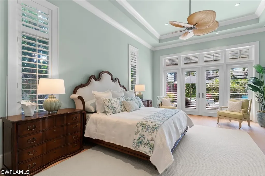 532 Pine Grove Lane Naples FL 34103