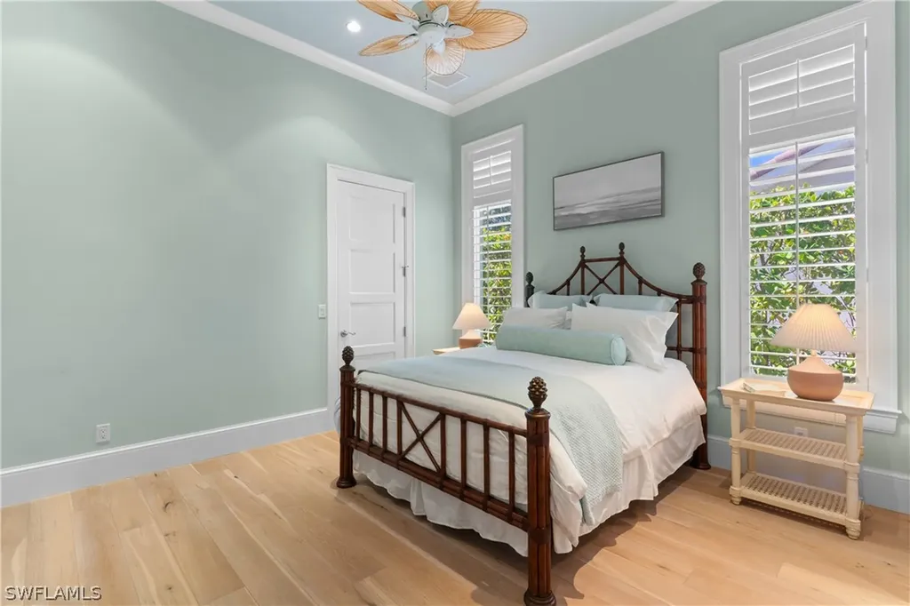 532 Pine Grove Lane Naples FL 34103