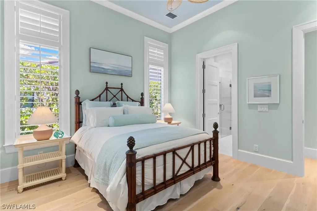 532 Pine Grove Lane Naples FL 34103
