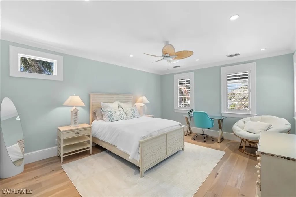 532 Pine Grove Lane Naples FL 34103