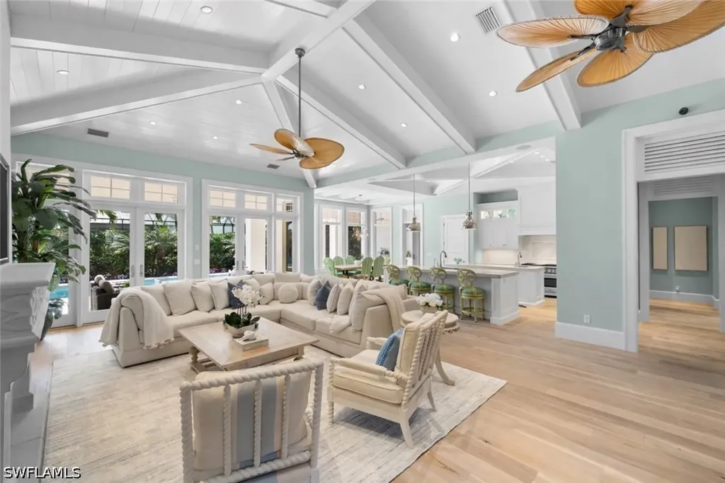 532 Pine Grove Lane Naples FL 34103